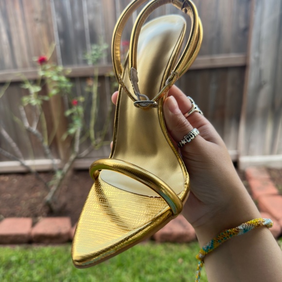 Gold Heels - Picture 3 of 5